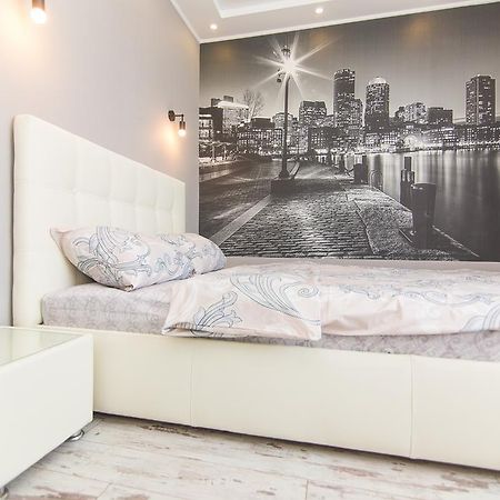 Vip Apartmen Apartment Sumy Bagian luar foto