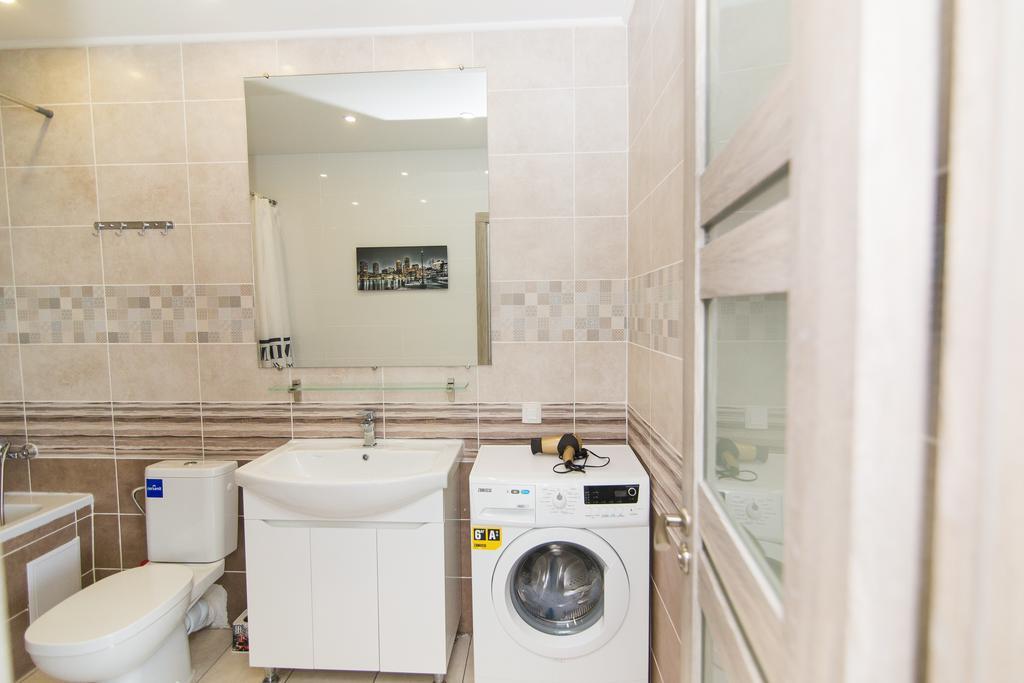 Vip Apartmen Apartment Sumy Bagian luar foto