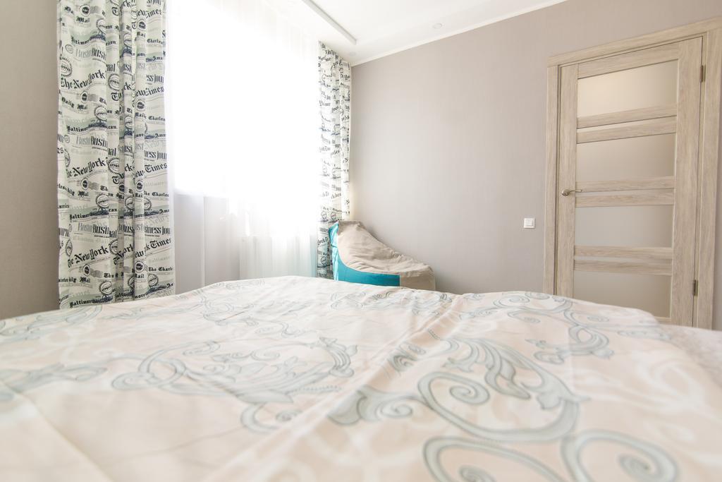 Vip Apartmen Apartment Sumy Bagian luar foto